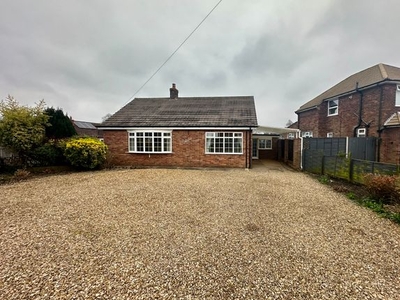 Bungalow to rent in South Street, Swineshead, Boston PE20