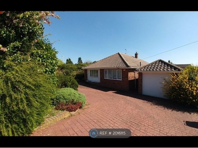 Detached house to rent in The Horse Close, Reading RG4
