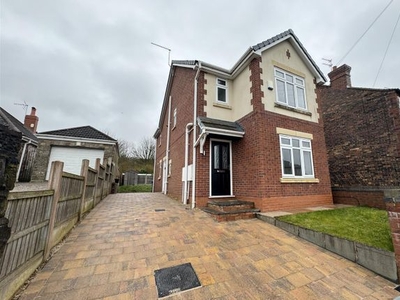 Detached house to rent in Lamb Street, Kidsgrove, Stoke-On-Trent ST7