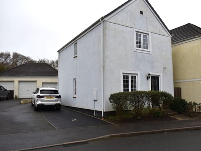 Detached house to rent in Round Ring Gardens, Penryn TR10