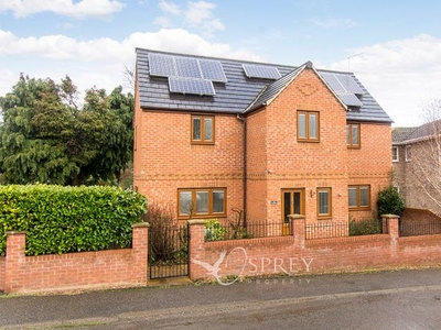Detached house to rent in Springfield Road, Oundle, Peterborough PE8