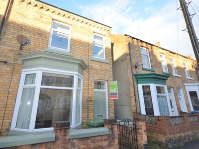 End terrace house to rent in Candler Street, Scarborough YO12