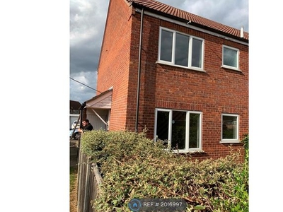 End terrace house to rent in Nicholls Way, Roydon, Diss IP22