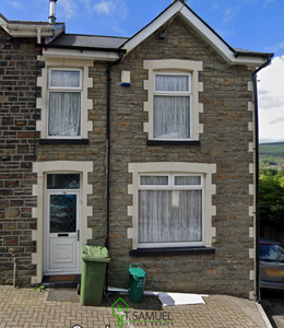 End terrace house to rent in The Triangle, Mountain Ash CF45