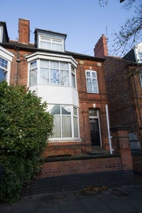 Flat to rent in 117 Hinckley Road, Leicester LE3