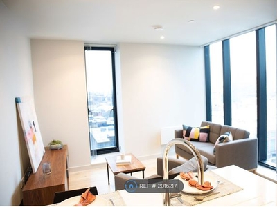 Flat to rent in Axis Tower, Manchester M1
