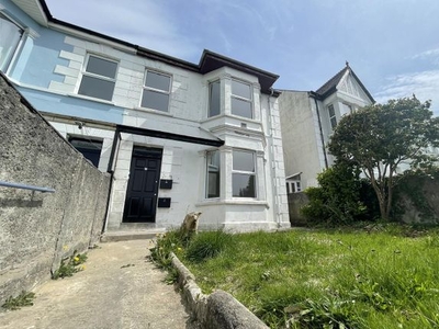 Flat to rent in Beech Road, St. Austell PL25