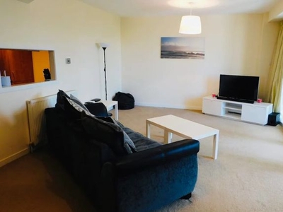Flat to rent in Brabloch Park, Paisley, Renfrewshire PA3