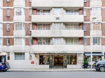 Flat to rent in Chelsea Cloisters, Sloane Avenue, London SW3
