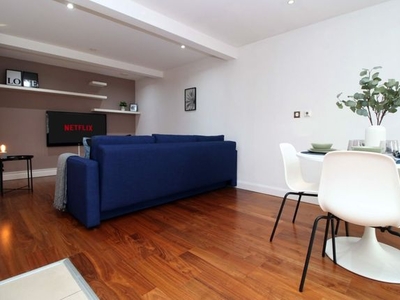 Flat to rent in David Morgan Apartments, Cardiff CF10