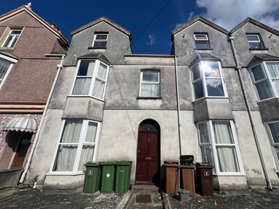 Flat to rent in Headland Park, Plymouth PL4