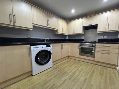 Flat to rent in Marsden House, Bolton BL1