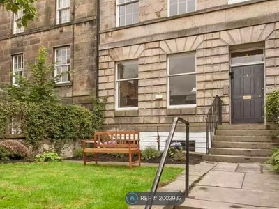 Flat to rent in Mary's Place, Edinburgh EH4