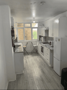 Flat to rent in Pearson Street, London E2