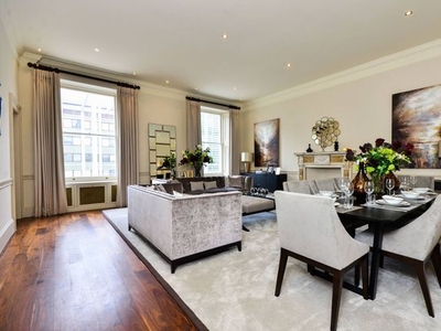 Flat to rent in Princes Gate, South Kensington SW7