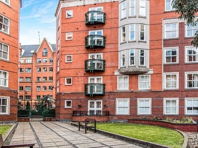 Flat to rent in Samuel Ogden Street, Manchester M1