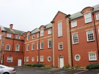 Flat to rent in Springhill Court, Liverpool L15