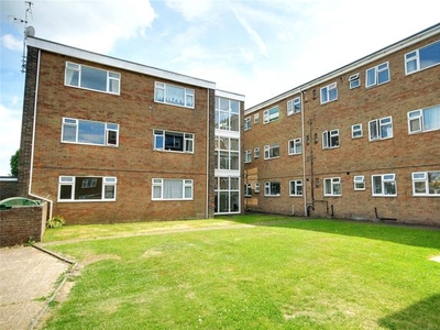 Flat to rent in St Roberts Lodge, Sompting Road, Lancing, West Sussex BN15