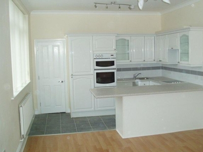 Flat to rent in Station Road, Ainsdale, Southport PR8