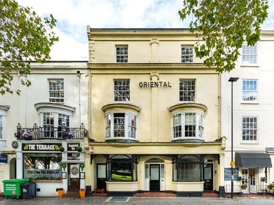 Flat to rent in The Oriental, Southampton, Hampshire SO14