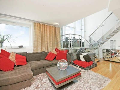Flat to rent in The Perspective Building, 100 Westminster Bridge Road, London SE1