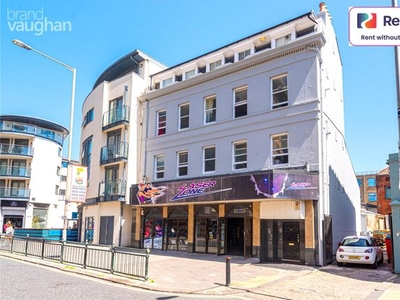 Flat to rent in West Street, Brighton, East Sussex BN1