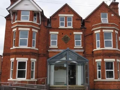 Forest Road, LOUGHBOROUGH - 1 bedroom apartment