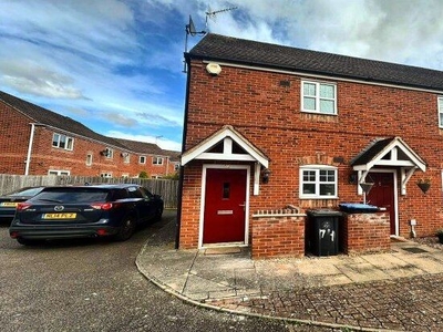 Maisonette to rent in St. Peters Way, Stratford-Upon-Avon CV37