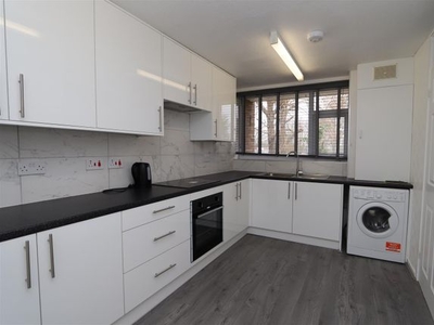 Property to rent in Arrow Place, Bletchley, Milton Keynes MK2