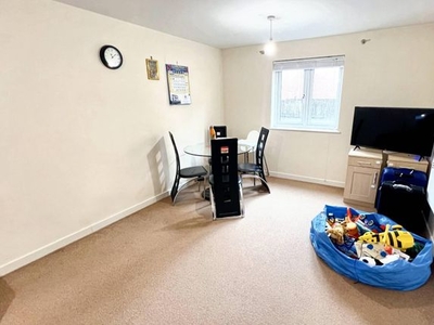 Flat to rent in The Hedgerows, Bradley Stoke, Bristol BS32