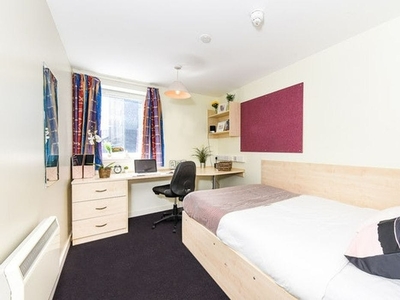 Room in a Shared Flat, United Kingdom, EH3