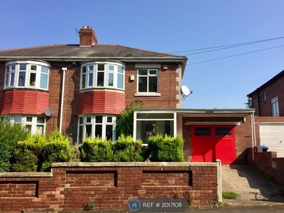 Room to rent in South View, East Denton, Newcastle Upon Tyne NE5