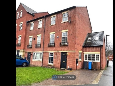 Semi-detached house to rent in Fay Crescent, Sheffield S9