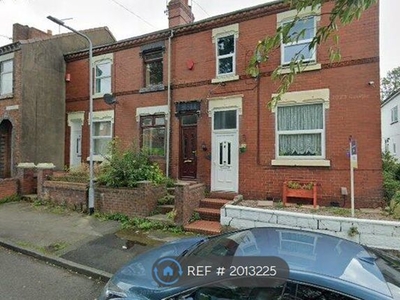 Terraced house to rent in Castle Street, Chesterton, Newcastle-Under-Lyme ST5