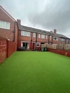 Terraced house to rent in Chapel Fold, Batley WF17