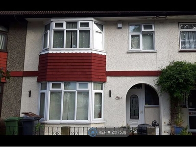 Terraced house to rent in Kenneth Road, Romford RM6