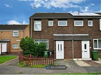 Terraced house to rent in Rodborough Drive, Worcester WR4