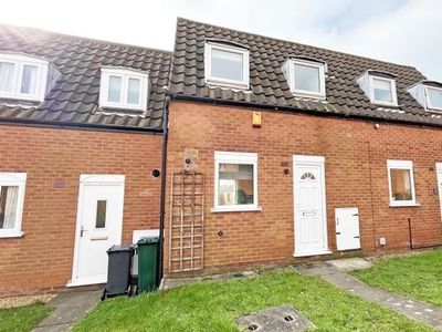Terraced house to rent in Rushmere Walk, Arnold, Nottingham NG5
