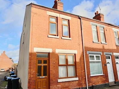 Terraced house to rent in Spencer Street, Hinckley LE10