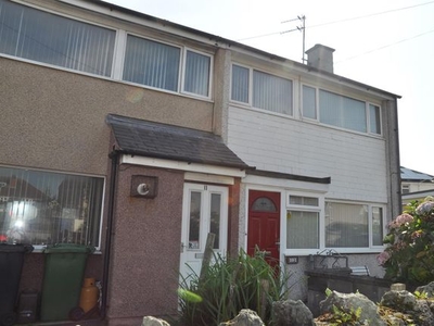 Terraced house to rent in Walthew Lane, Holyhead LL65