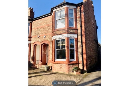 Terraced house to rent in Westgate, Hale WA15