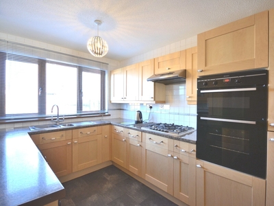 Terraced House to rent - Woolwich Road, London, SE7