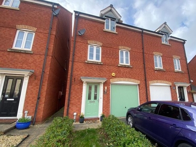 Town house to rent in Sorrel Drive, Bridgwater TA5