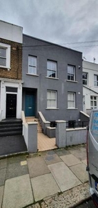 1 bedroom apartment to rent London, W12 8LE