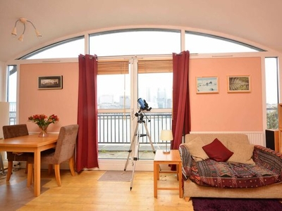 1 bedroom flat to rent London, SE16 5UA