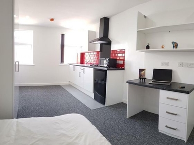 1 bedroom studio flat to rent Leicester, LE2 0PE