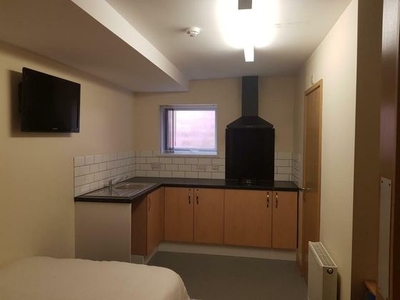 1 bedroom studio flat to rent Leicester, LE2 0QR