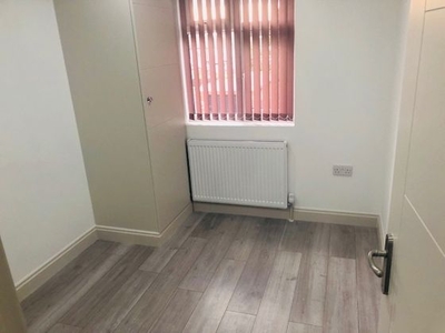 1 bedroom studio flat to rent Thornton Heath, CR7 6BR