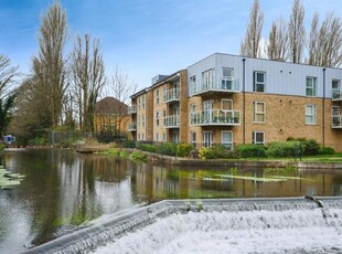 2 Bedroom Flat For Sale In Nash Mills Wharf