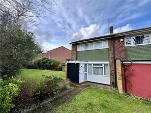 3 Bedroom End Of Terrace House For Sale In Guildford, Surrey